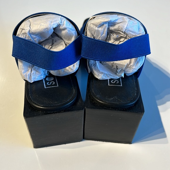 SOLSANA Blue Bolt Heel Elastic Sandals - Picture 6 of 9